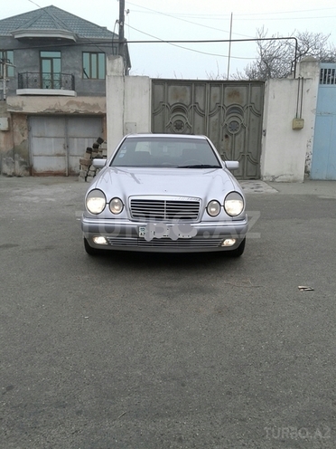 Mercedes E 240 1998, 212,500 km - 2.4 l - Bakı