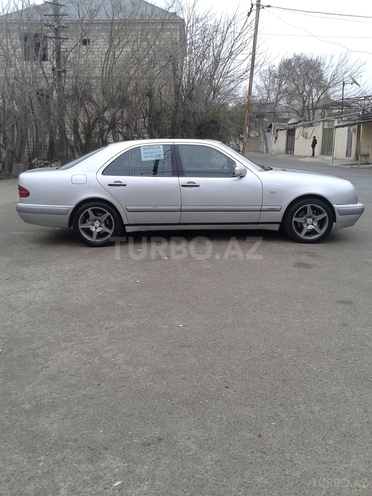 Mercedes E 240 1998, 212,500 km - 2.4 l - Bakı