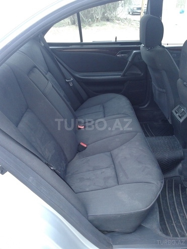 Mercedes E 240 1998, 212,500 km - 2.4 l - Bakı