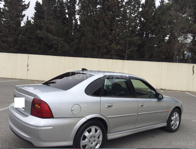 Opel Vectra 2001, 298,000 km - 2.2 l - Sumqayıt