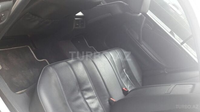 Mercedes E 220 1999, 172,000 km - 0.2 l - Bakı