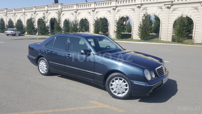 Mercedes E 240 1999, 228,500 km - 2.4 l - Gəncə