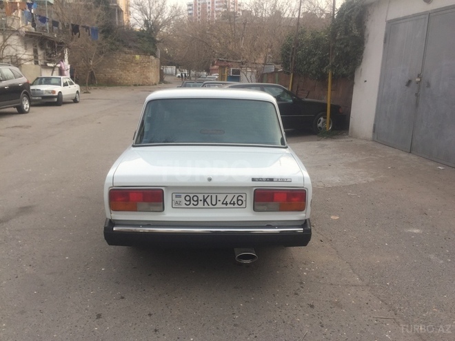 LADA (VAZ) 2107 2003, 80,000 km - 1.6 l - Bakı