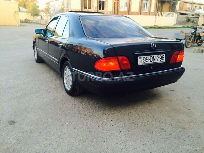 Mercedes E 200 1998, 194,233 km - 2.0 l - İmişli