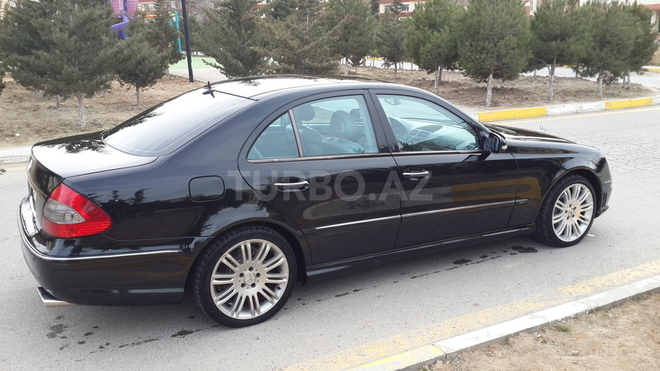 Mercedes E 320 2002, 204,000 km - 3.2 l - Sumqayıt