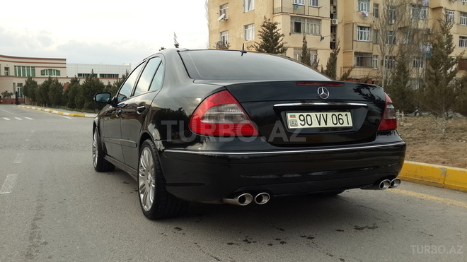 Mercedes E 320 2002, 204,000 km - 3.2 l - Sumqayıt