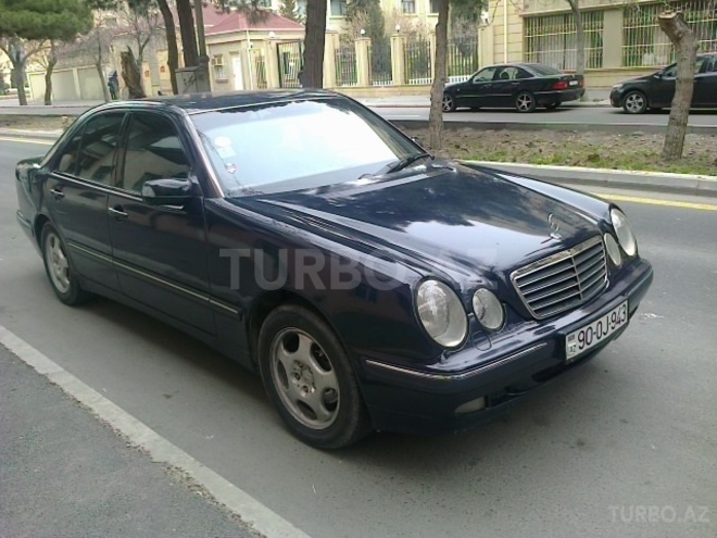 Mercedes E 240 1999, 224,000 km - 2.4 l - Bakı