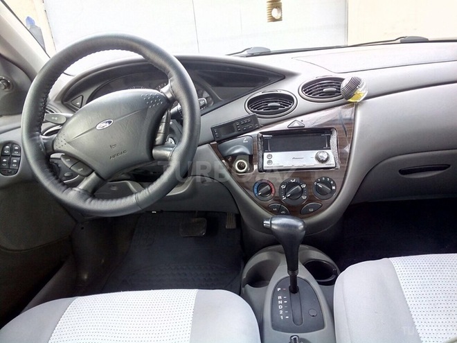 Ford Focus 2000, 170,400 km - 2.0 л - Bakı