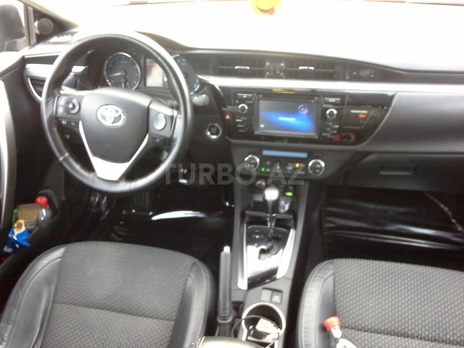 Toyota Corolla 2013, 77,000 km - 1.6 l - Bakı