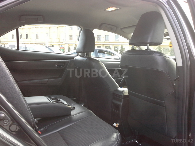 Toyota Corolla 2013, 77,000 km - 1.6 l - Bakı