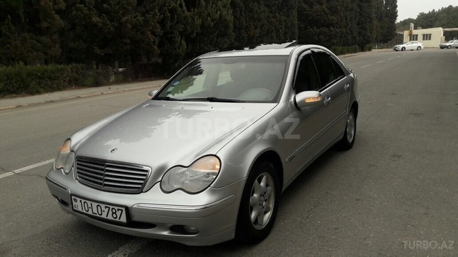 Mercedes C 180 2004, 225,000 km - 1.8 l - Sumqayıt