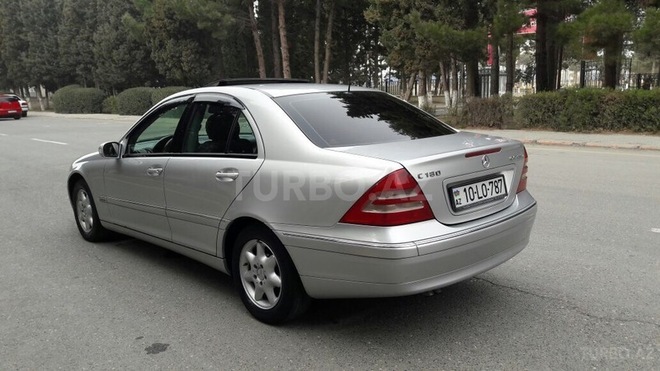 Mercedes C 180 2004, 225,000 km - 1.8 l - Sumqayıt