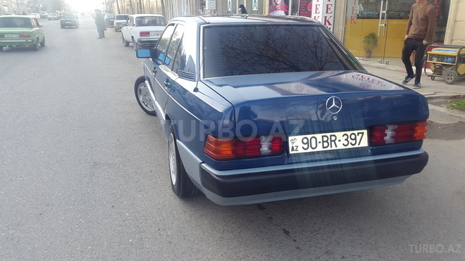 Mercedes 190 1990, 250,000 km - 2.0 l - Bərdə