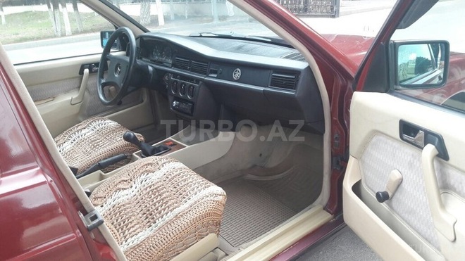 Mercedes 190 1992, 250,000 km - 2.0 l - Sumqayıt
