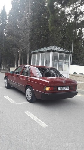 Mercedes 190 1992, 250,000 km - 2.0 l - Sumqayıt