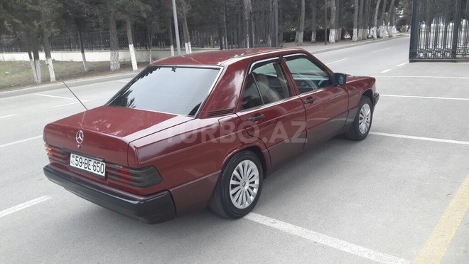 Mercedes 190 1992, 250,000 km - 2.0 l - Sumqayıt