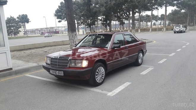 Mercedes 190 1992, 250,000 km - 2.0 l - Sumqayıt