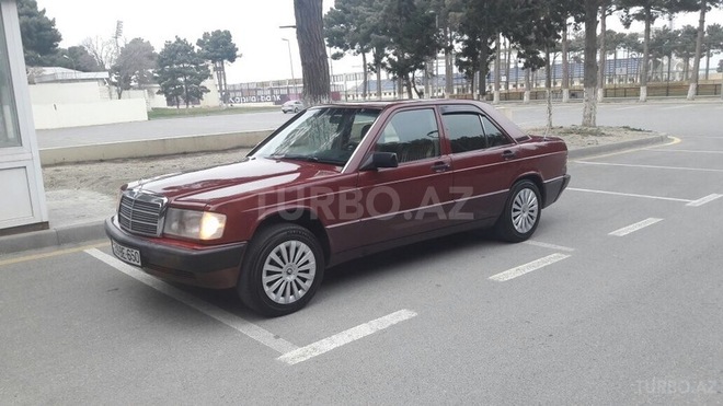 Mercedes 190 1992, 250,000 km - 2.0 l - Sumqayıt