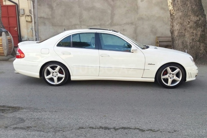 Mercedes E 320 2003, 160,000 km - 3.2 l - Şəmkir