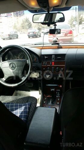 Mercedes C 180 1995, 380,909 km - 1.8 л - Bakı