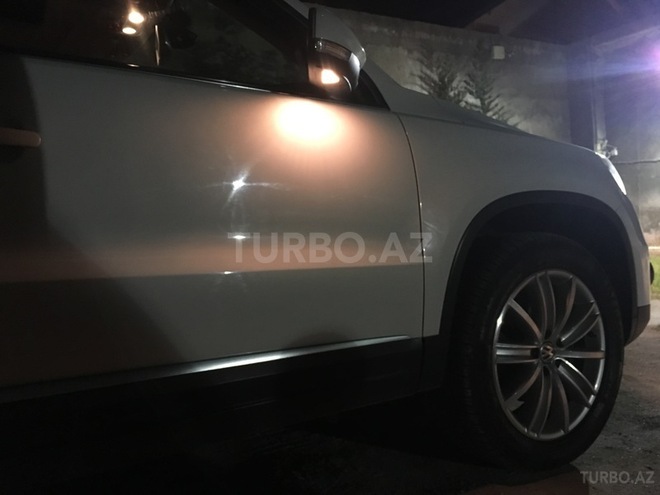 Volkswagen Tiguan 2012, 183,000 km - 2.0 l - Bakı