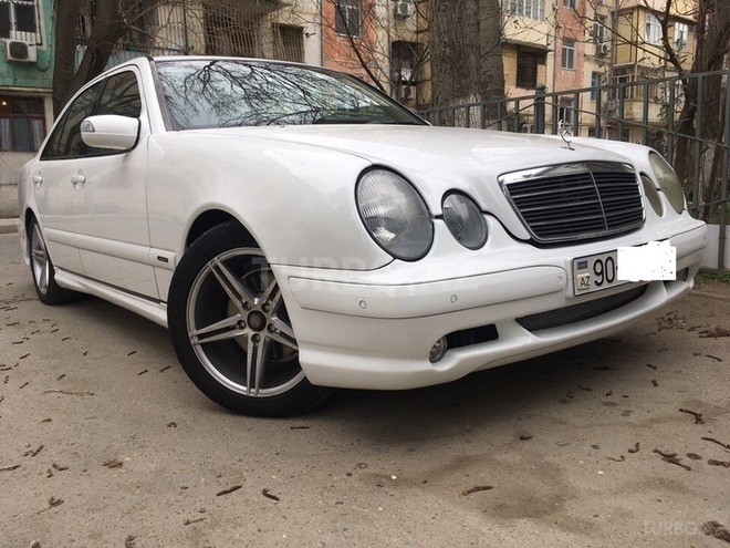 Mercedes E 240 2000, 227,000 km - 2.6 l - Bakı