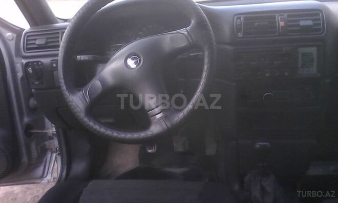 Opel Vectra 1994, 355,000 km - 1.6 л - Gəncə