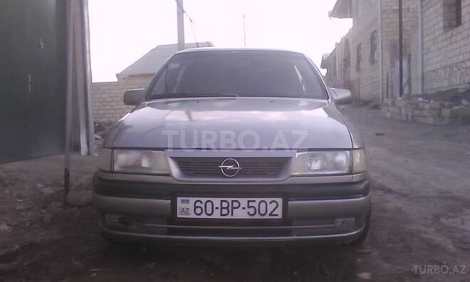 Opel Vectra 1994, 355,000 km - 1.6 л - Gəncə