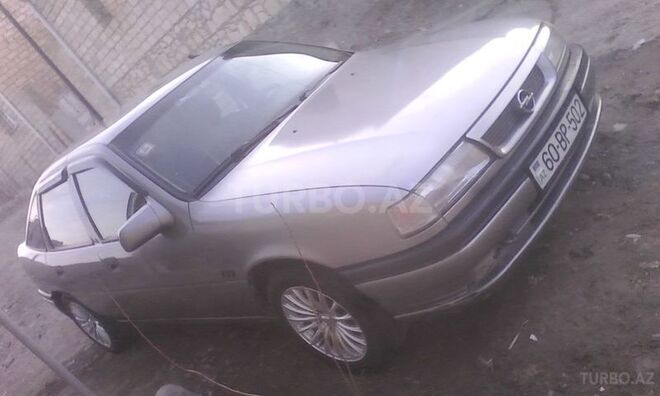 Opel Vectra 1994, 355,000 km - 1.6 л - Gəncə