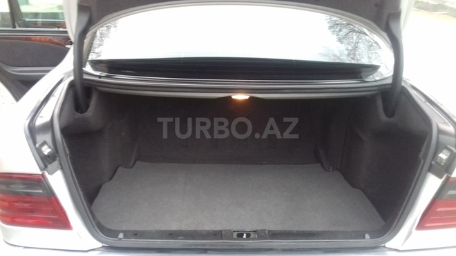 Mercedes E 200 1998, 215,143 km - 2.0 l - Ağdaş