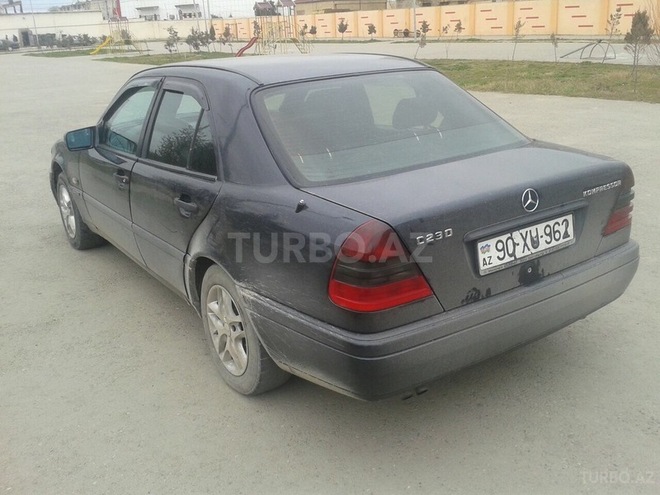 Mercedes C 230 1997, 250,000 km - 2.3 l - Sumqayıt