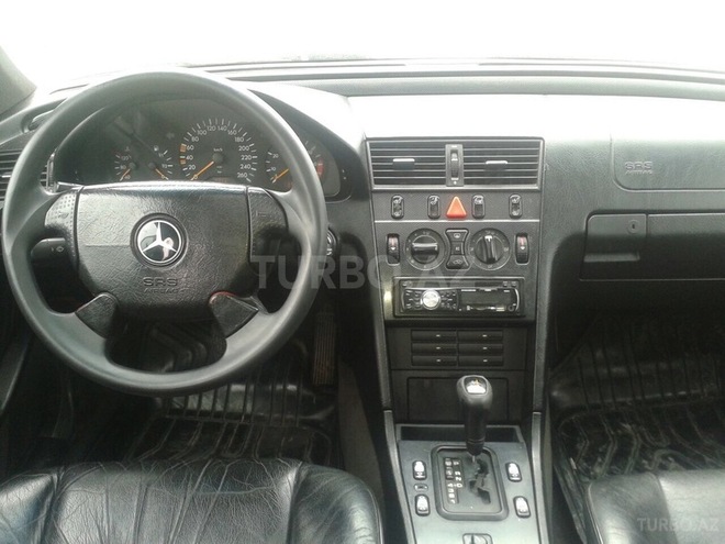 Mercedes C 230 1997, 250,000 km - 2.3 l - Sumqayıt