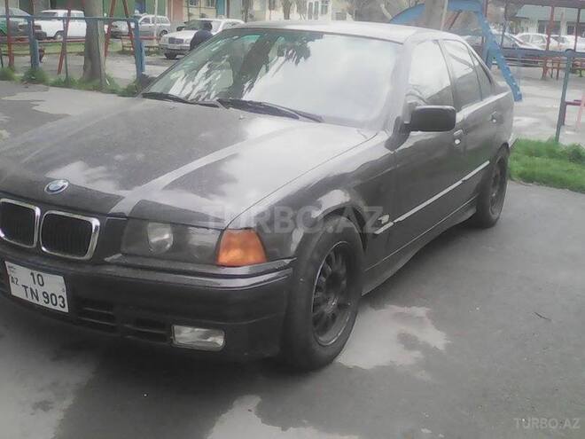 BMW 325 1993, 211,000 km - 2.5 l - Bakı