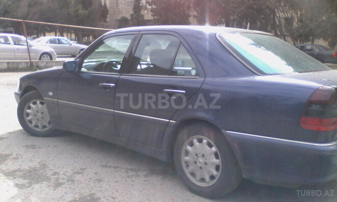Mercedes C 240 1998, 243,000 km - 2.4 л - Bakı