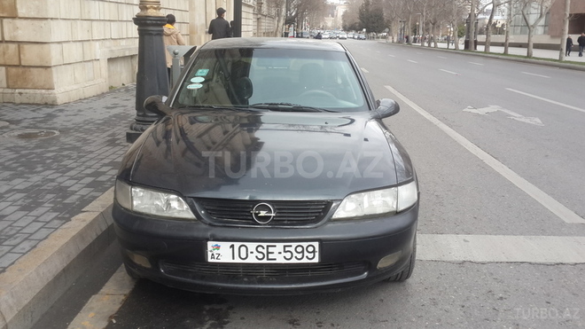 Opel Vectra 1997, 1,390,000 km - 2.0 l - Bakı