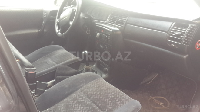 Opel Vectra 1997, 1,390,000 km - 2.0 l - Bakı