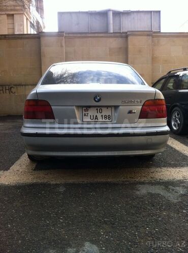 BMW 528 1996, 269,000 km - 2.8 l - Bakı