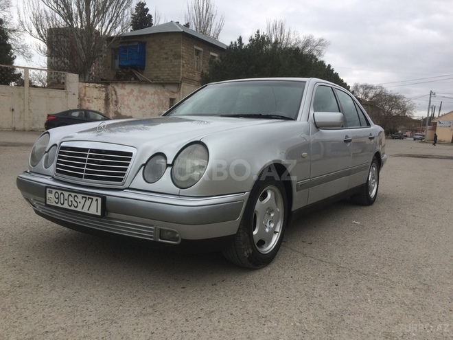 Mercedes E 230 1996, 320,000 km - 2.3 l - Sumqayıt