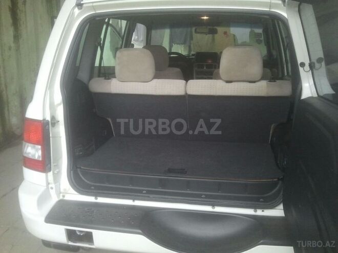 Mitsubishi Pajero io 2000, 205,500 km - 2.0 l - Bakı