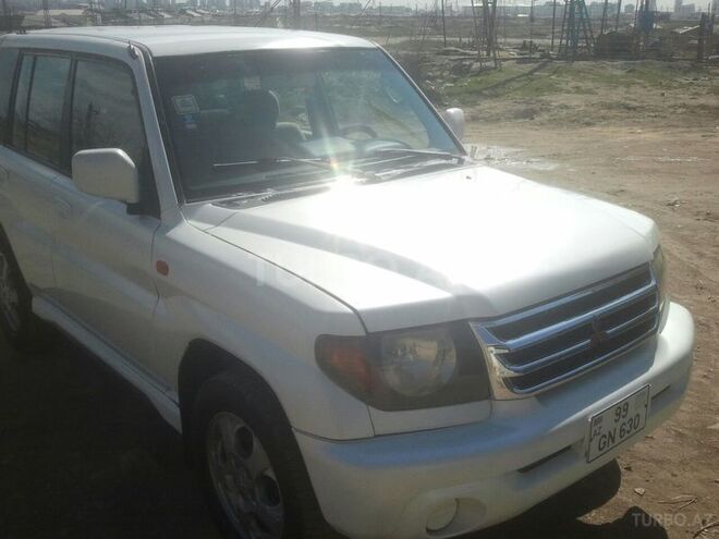 Mitsubishi Pajero io 2000, 205,500 km - 2.0 l - Bakı