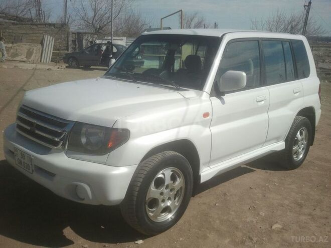 Mitsubishi Pajero io 2000, 205,500 km - 2.0 l - Bakı