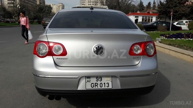 Volkswagen Passat 2008, 180,000 km - 2.0 л - Bakı