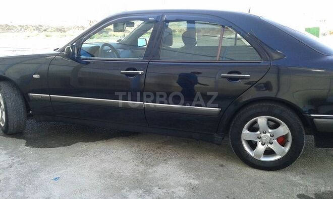 Mercedes E 200 1998, 301,213 km - 2.0 l - Bakı
