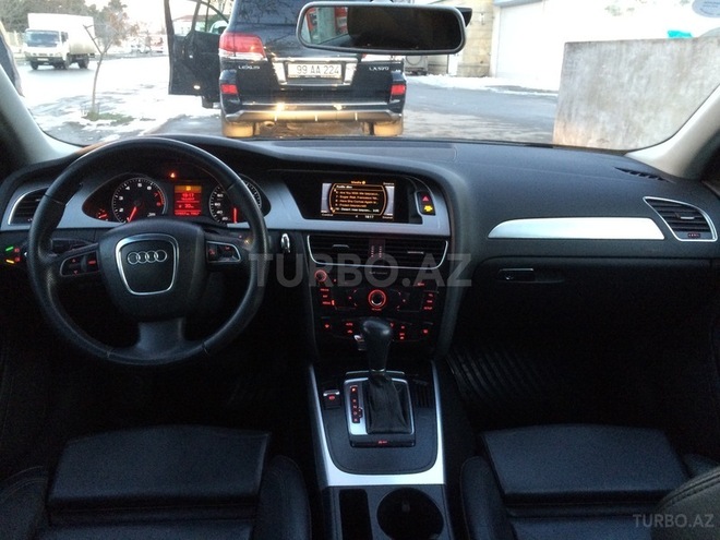 Audi A4 2011, 126,000 km - 2.0 л - Bakı