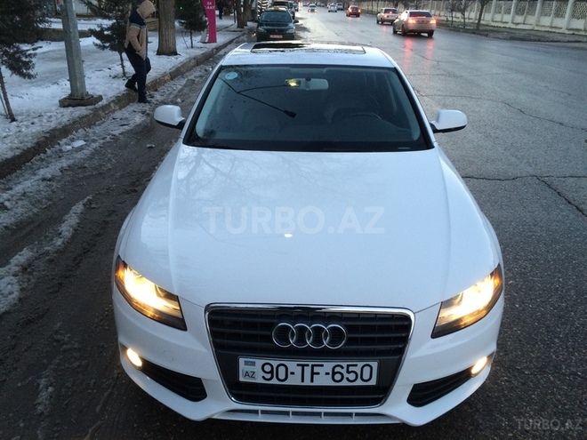 Audi A4 2011, 126,000 km - 2.0 л - Bakı