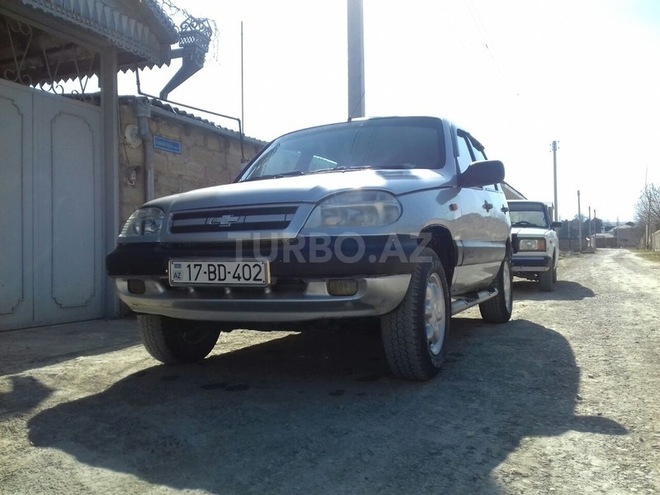 Chevrolet Niva 2006, 140,000 km - 1.7 l - Şabran