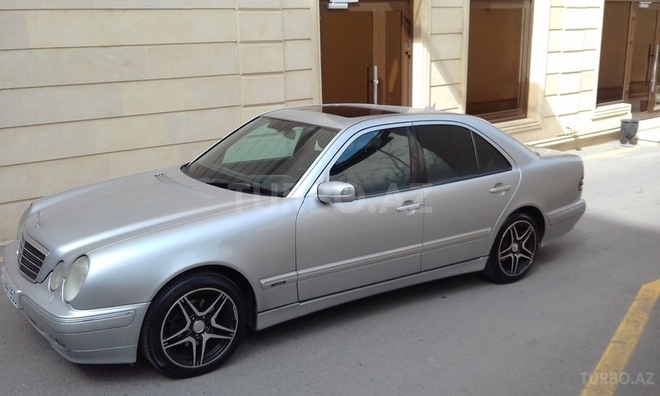 Mercedes E 220 2000, 280,000 km - 2.2 l - Xırdalan