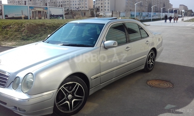 Mercedes E 220 2000, 280,000 km - 2.2 l - Xırdalan
