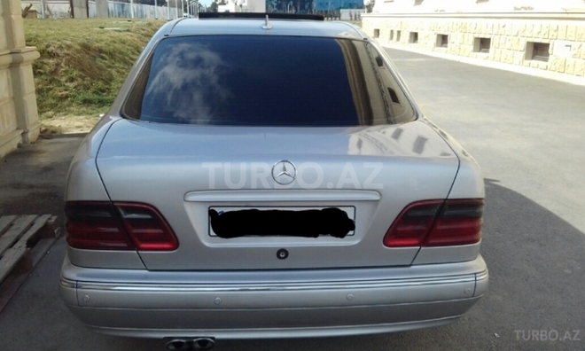 Mercedes E 220 2000, 280,000 km - 2.2 l - Xırdalan