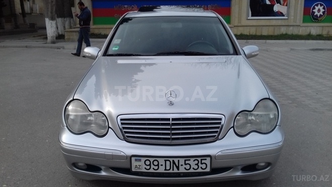 Mercedes C 200 2000, 241,400 km - 2.0 l - Bakı